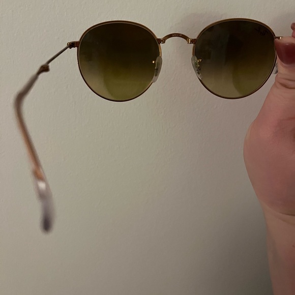 Pink round foldable raybans - Picture 4 of 6